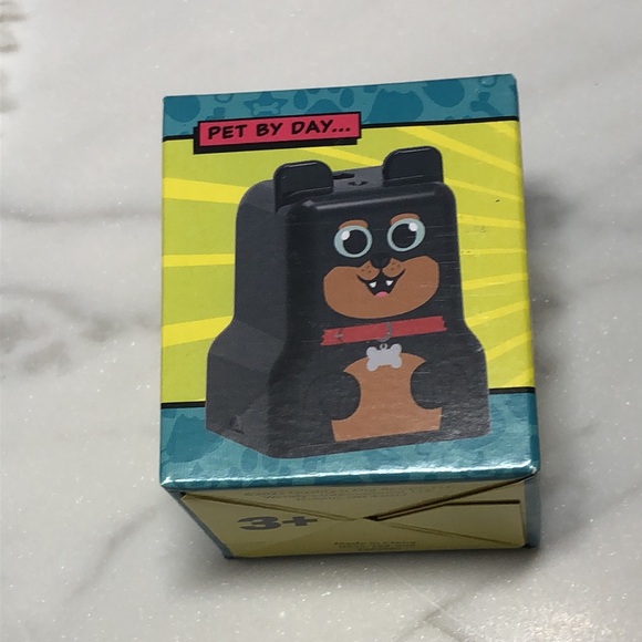 Pet Power Wendy’s Kids Meal Toys NWT Cat & Dog - Picture 3 of 8